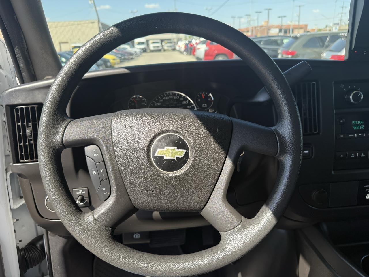 Chevrolet Express G3500 177" 2015