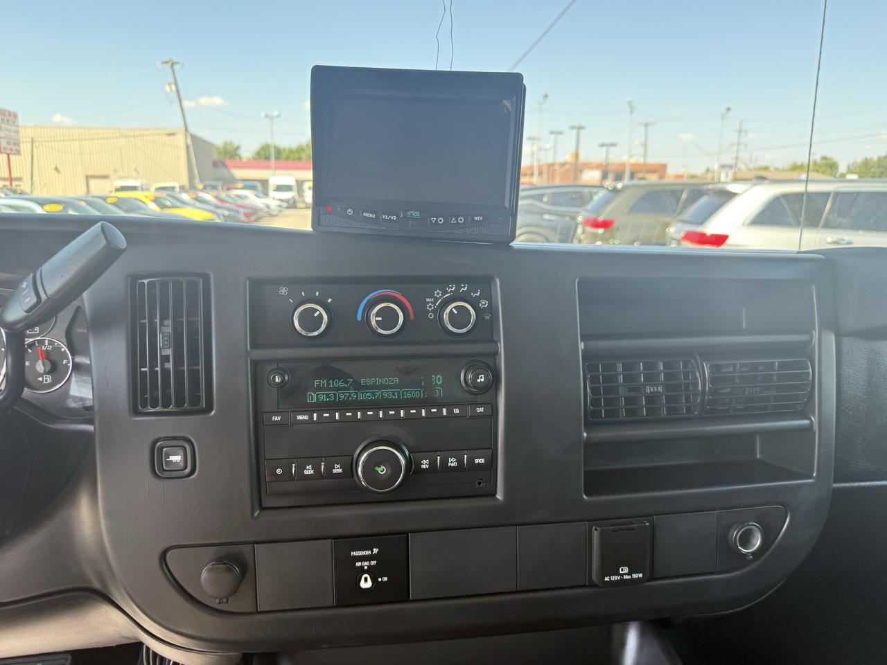 Chevrolet Express G3500 177" 2015
