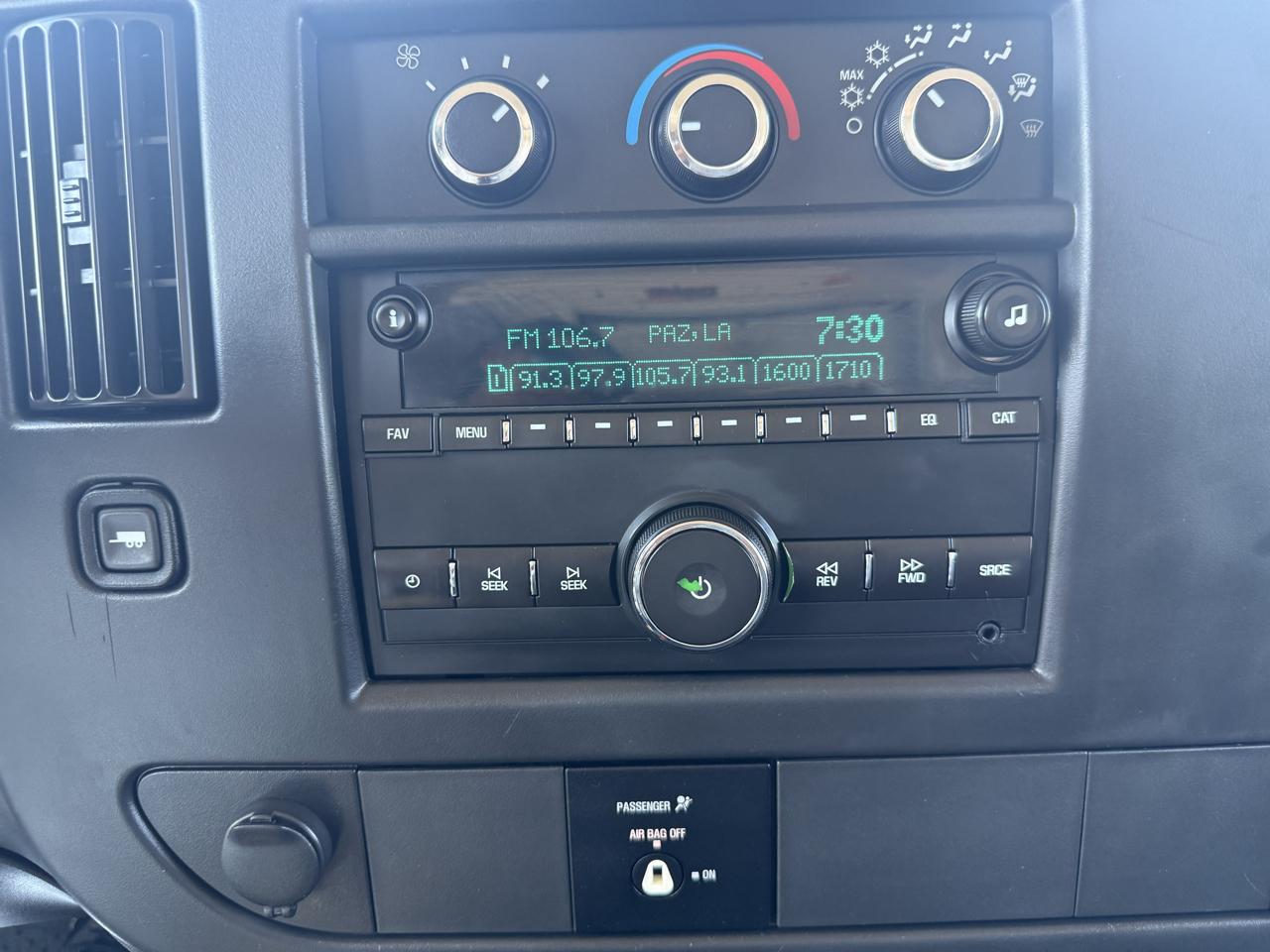 Chevrolet Express G3500 177" 2015