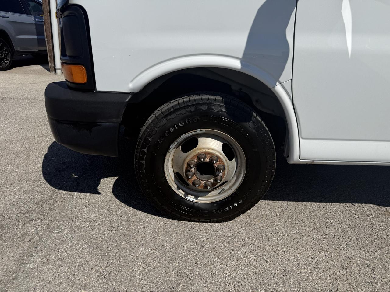 Chevrolet Express G3500 177" 2015