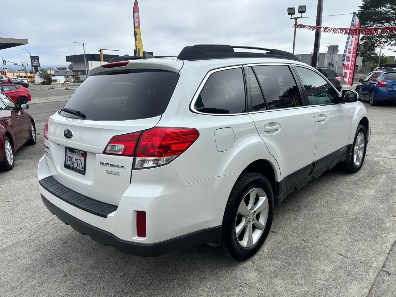 Subaru Outback 2.5i Premium 2013 Subaru Outback 2.5i Premium 2013