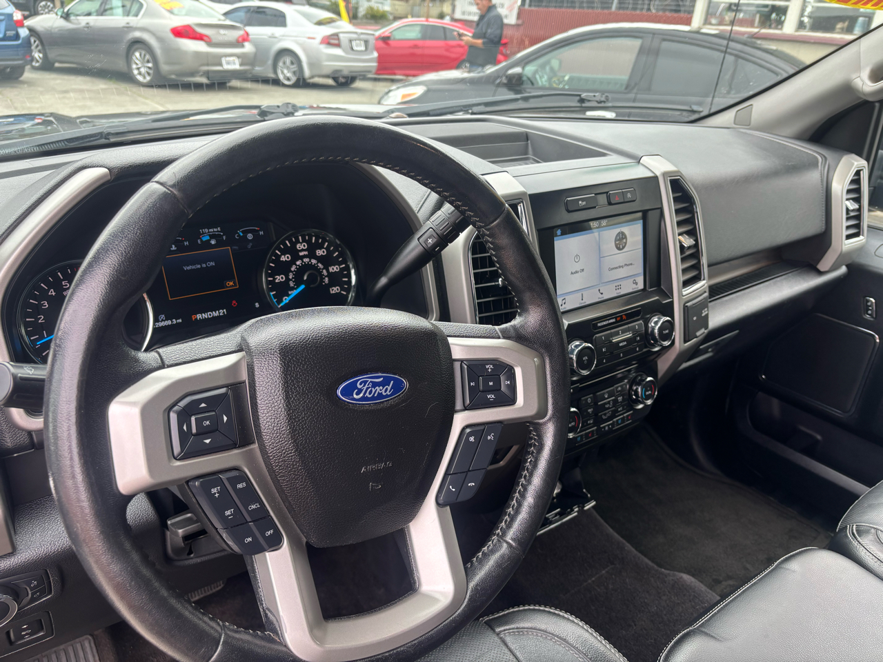 Ford F-150 Lariat SuperCrew 6.5-ft. Bed 4WD 2017 Ford F-150 Lariat SuperCrew 6.5-ft. Bed 4WD 2017