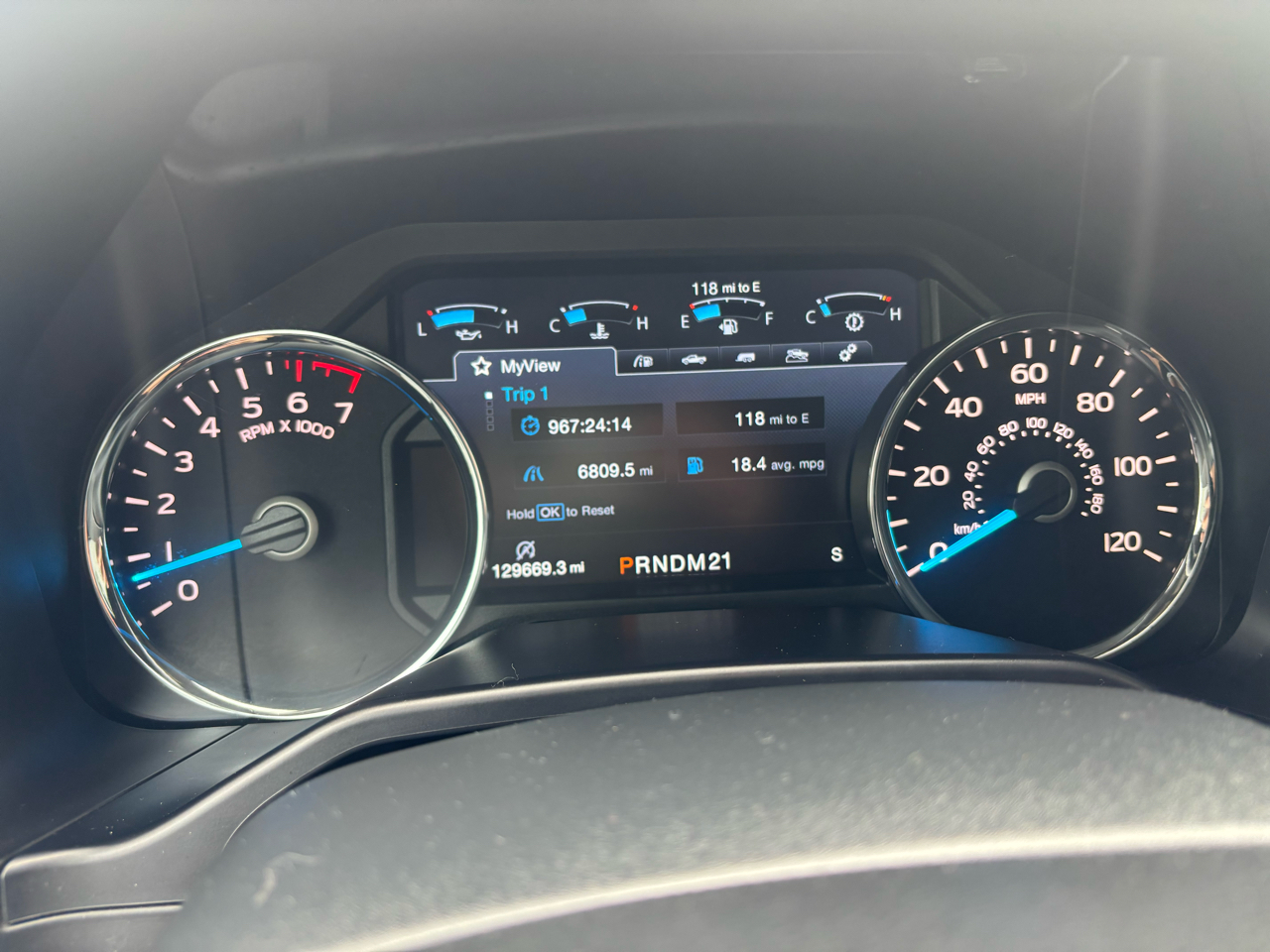 Ford F-150 Lariat SuperCrew 6.5-ft. Bed 4WD 2017 Ford F-150 Lariat SuperCrew 6.5-ft. Bed 4WD 2017