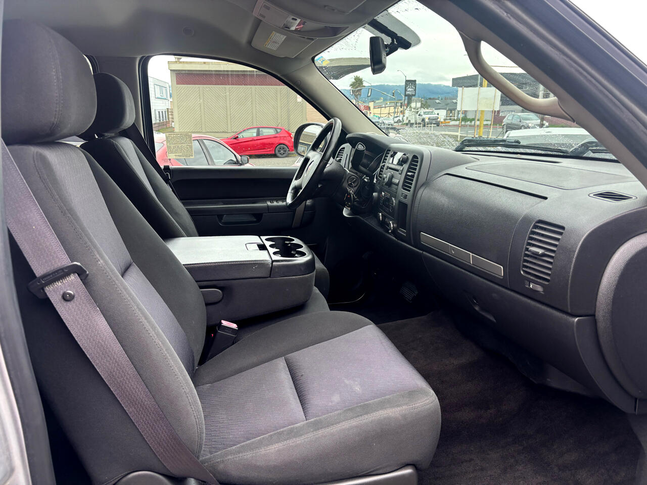 GMC Sierra 2500HD SLE Crew Cab 4WD 2011