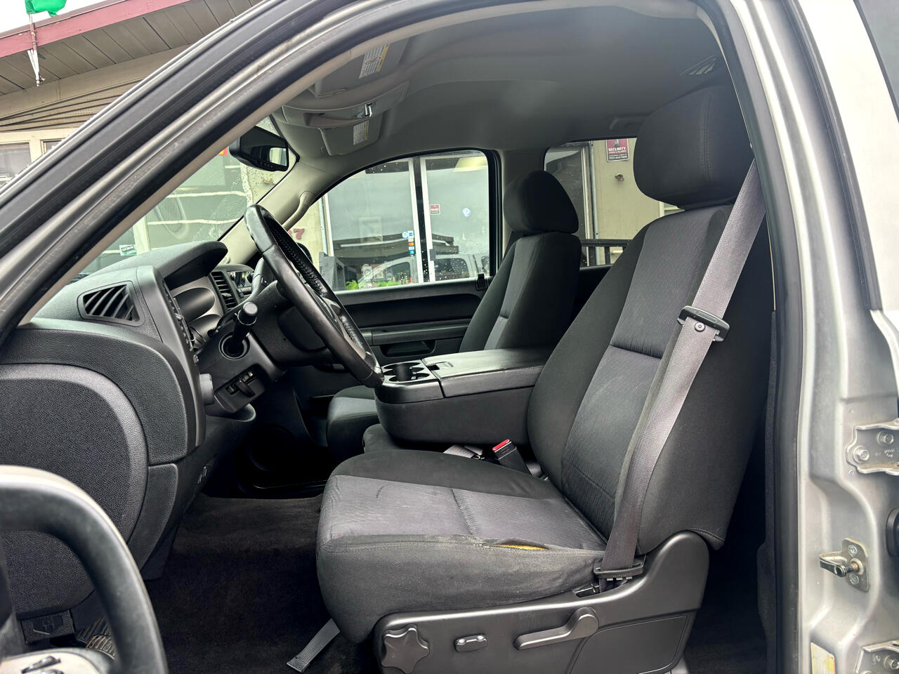 GMC Sierra 2500HD SLE Crew Cab 4WD 2011