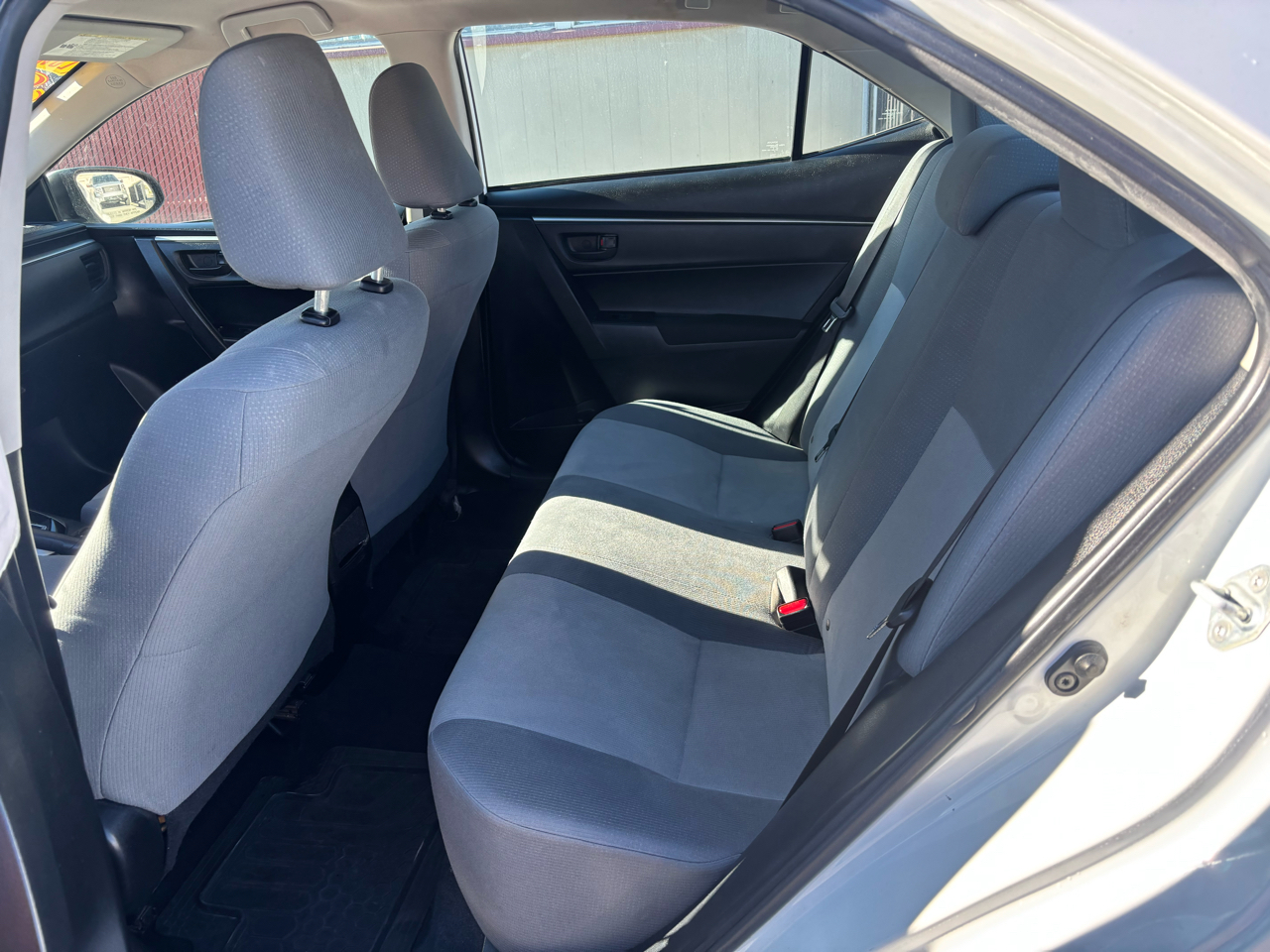 Toyota Corolla L 4D Sedan 2015