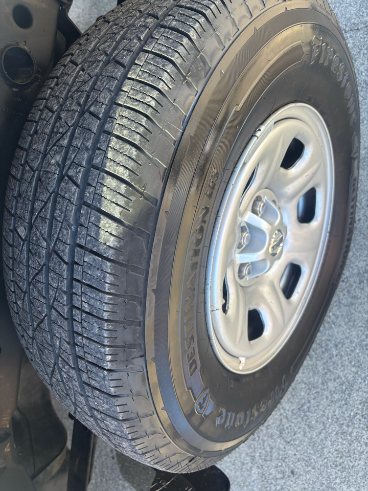 Nissan Frontier SV King Cab I4 5AT 2WD 2016