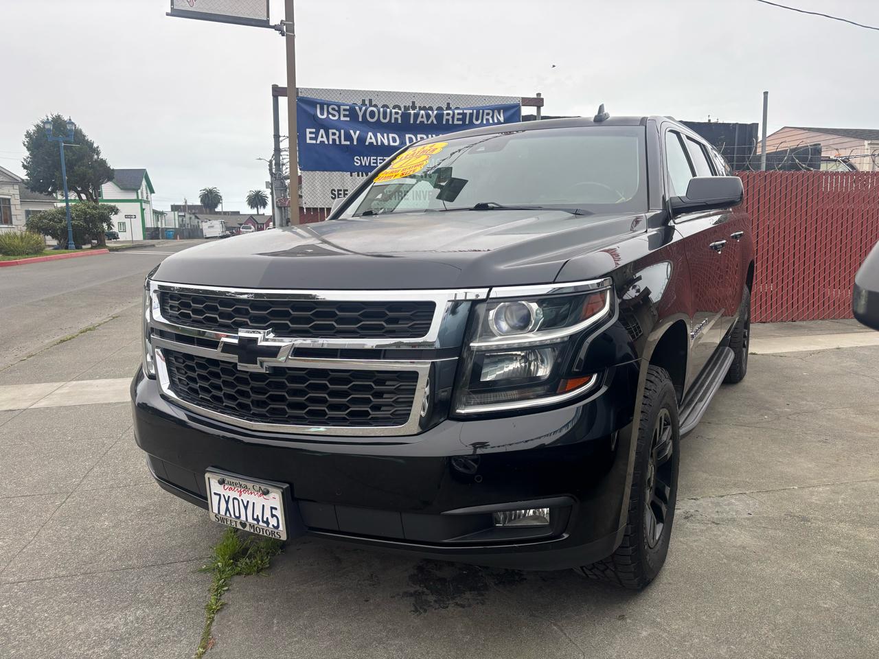 Chevrolet Suburban LT 4WD 2017