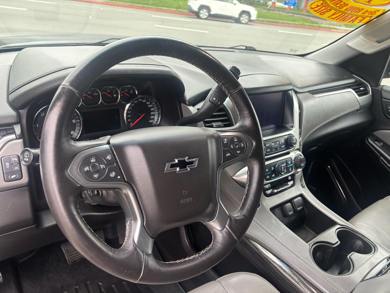 Chevrolet Suburban LT 4WD 2017