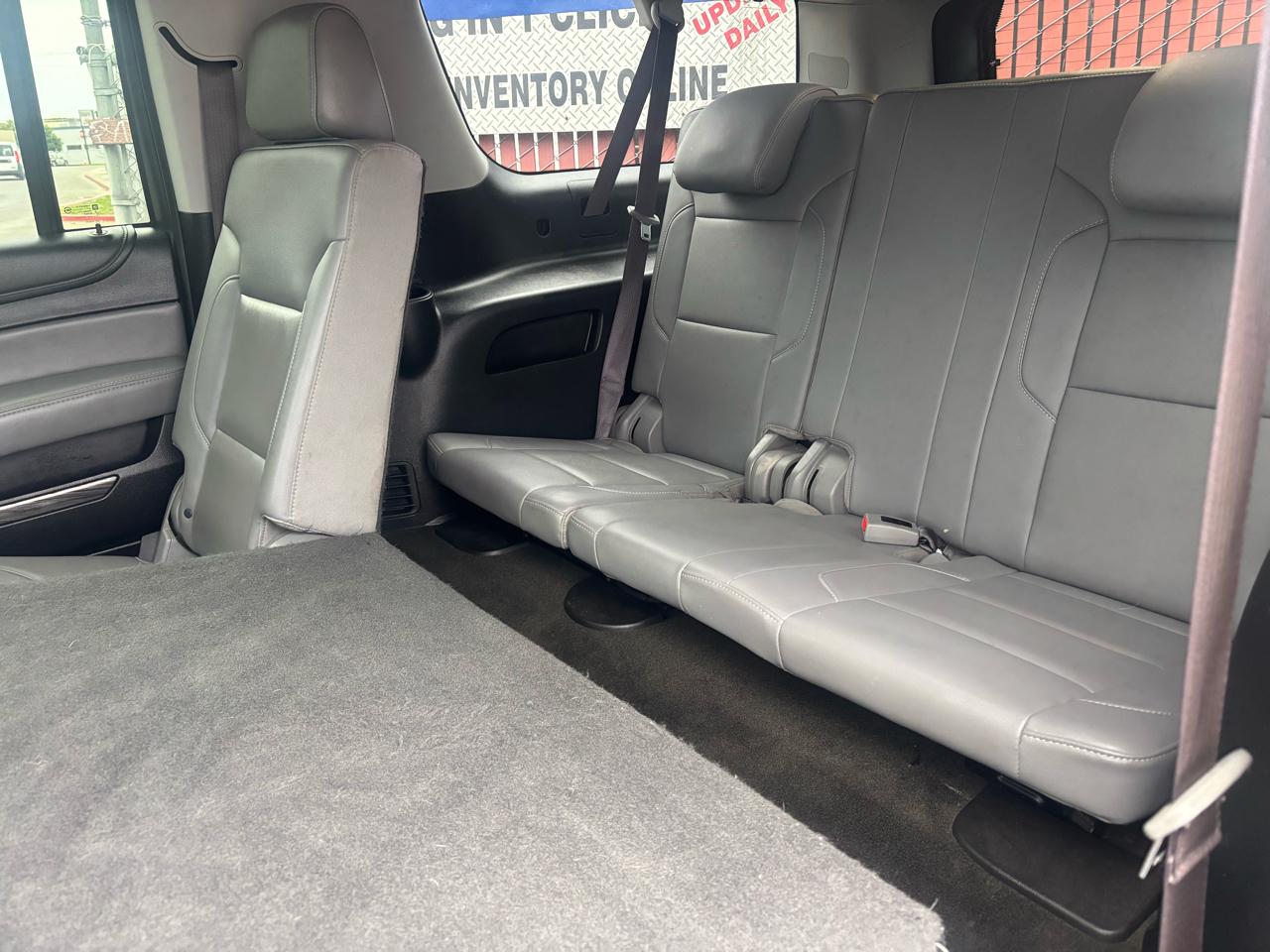 Chevrolet Suburban LT 4WD 2017