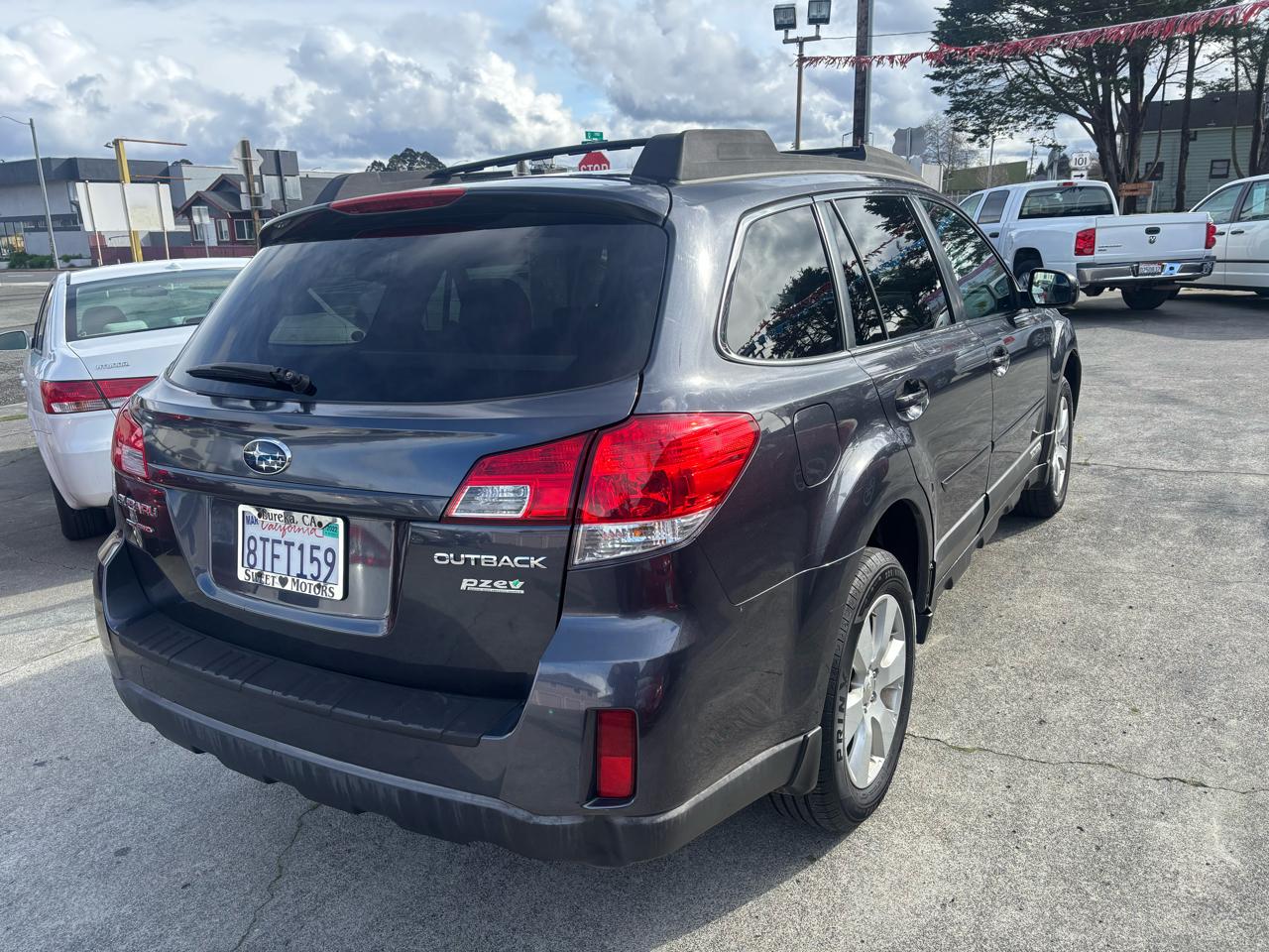 Subaru Outback 2.5i Premium 2011