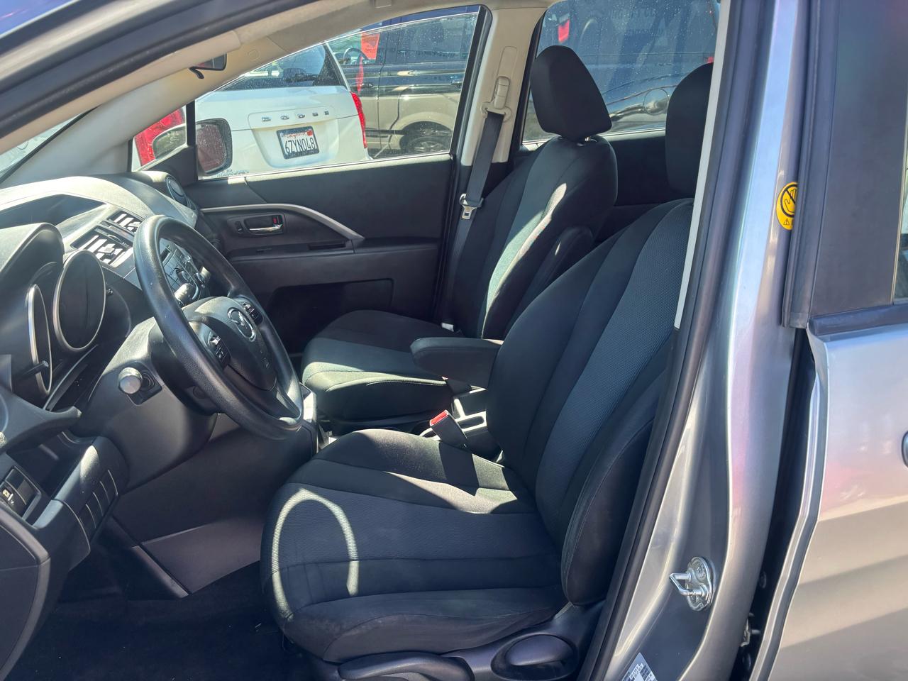 Mazda MAZDA5 Sport AT 2014