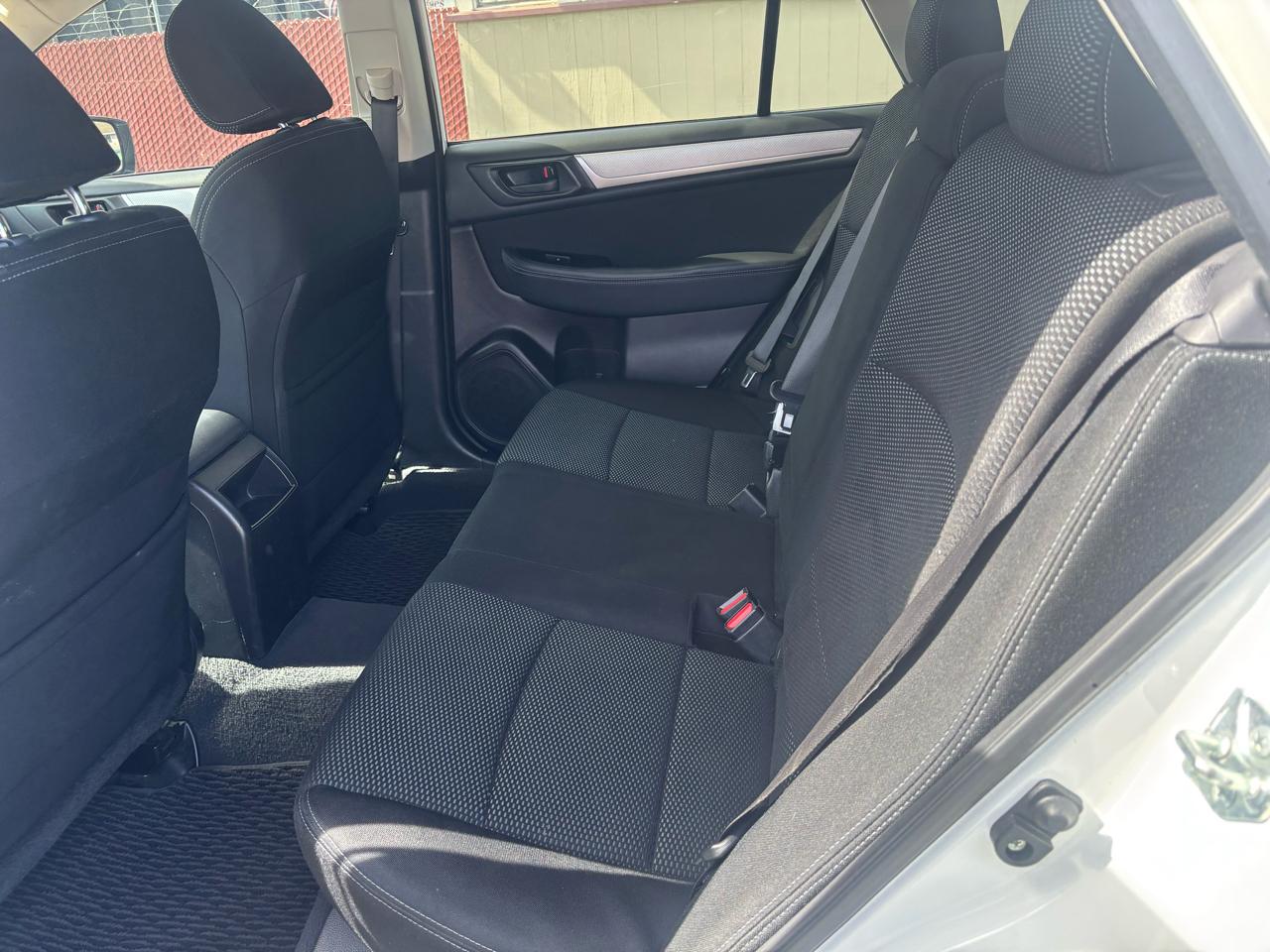 Subaru Outback 2.5i 2017