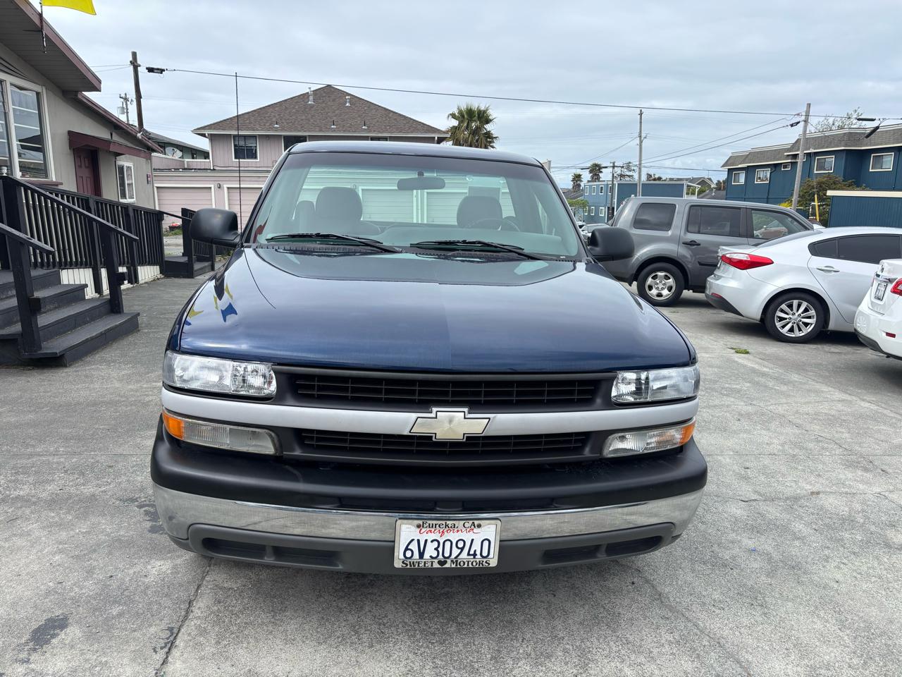 Chevrolet Silverado 1500 LS Long Bed 2WD 2002