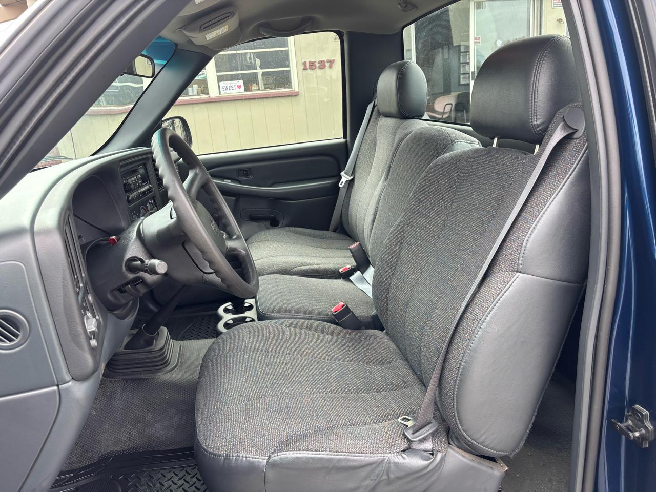 Chevrolet Silverado 1500 LS Long Bed 2WD 2002