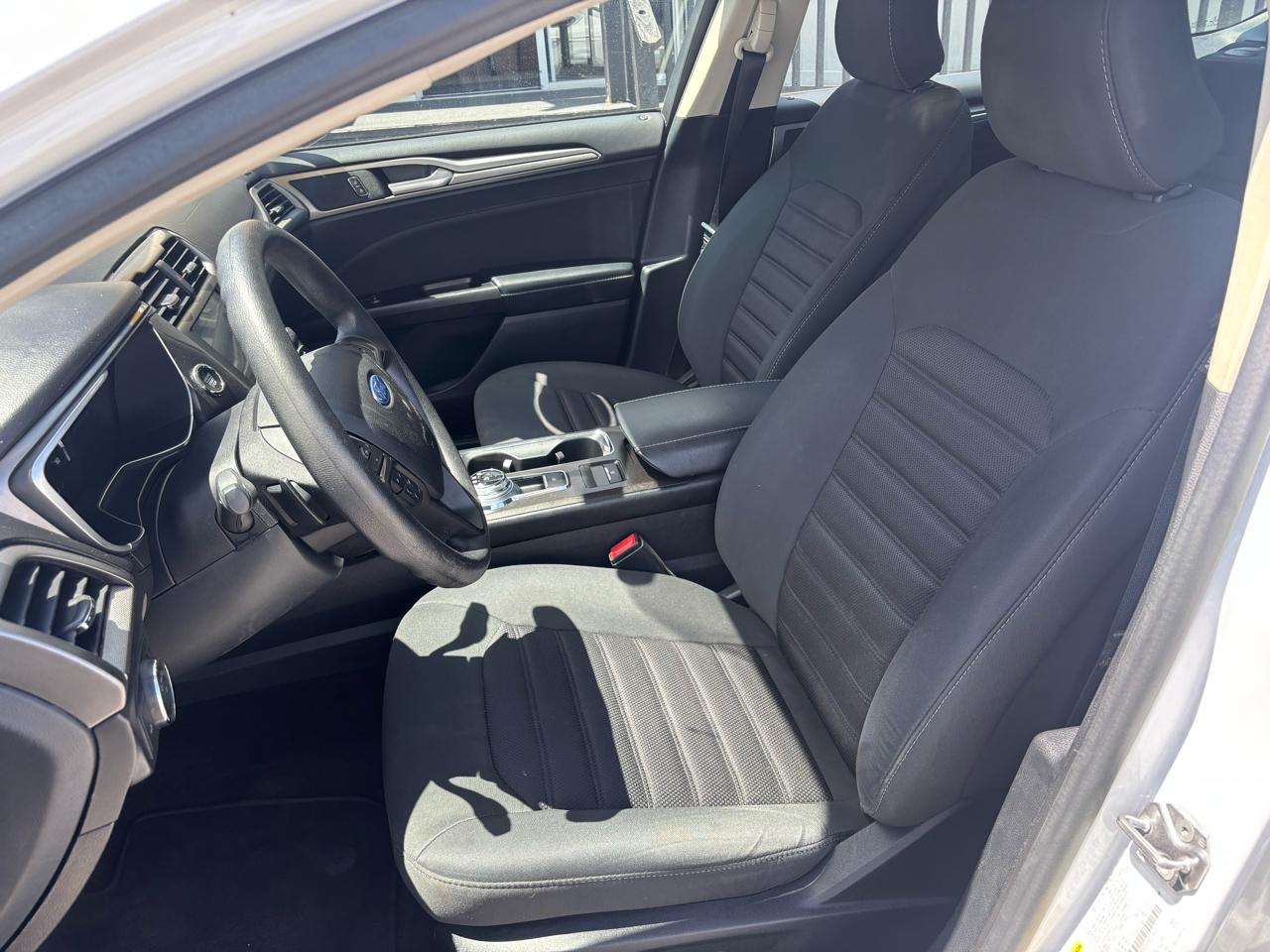 Ford Fusion SE 2017