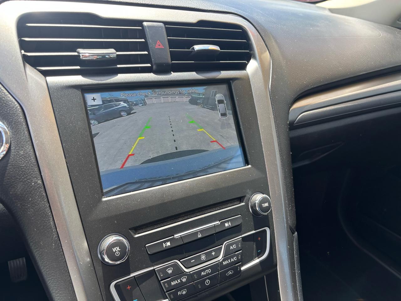 Ford Fusion SE 2017