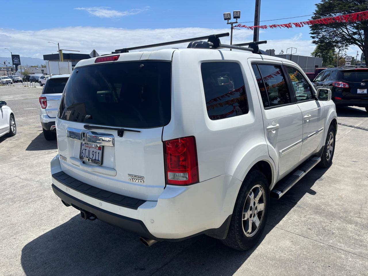 Honda Pilot Touring 4WD 5-Spd AT with DVD 2011