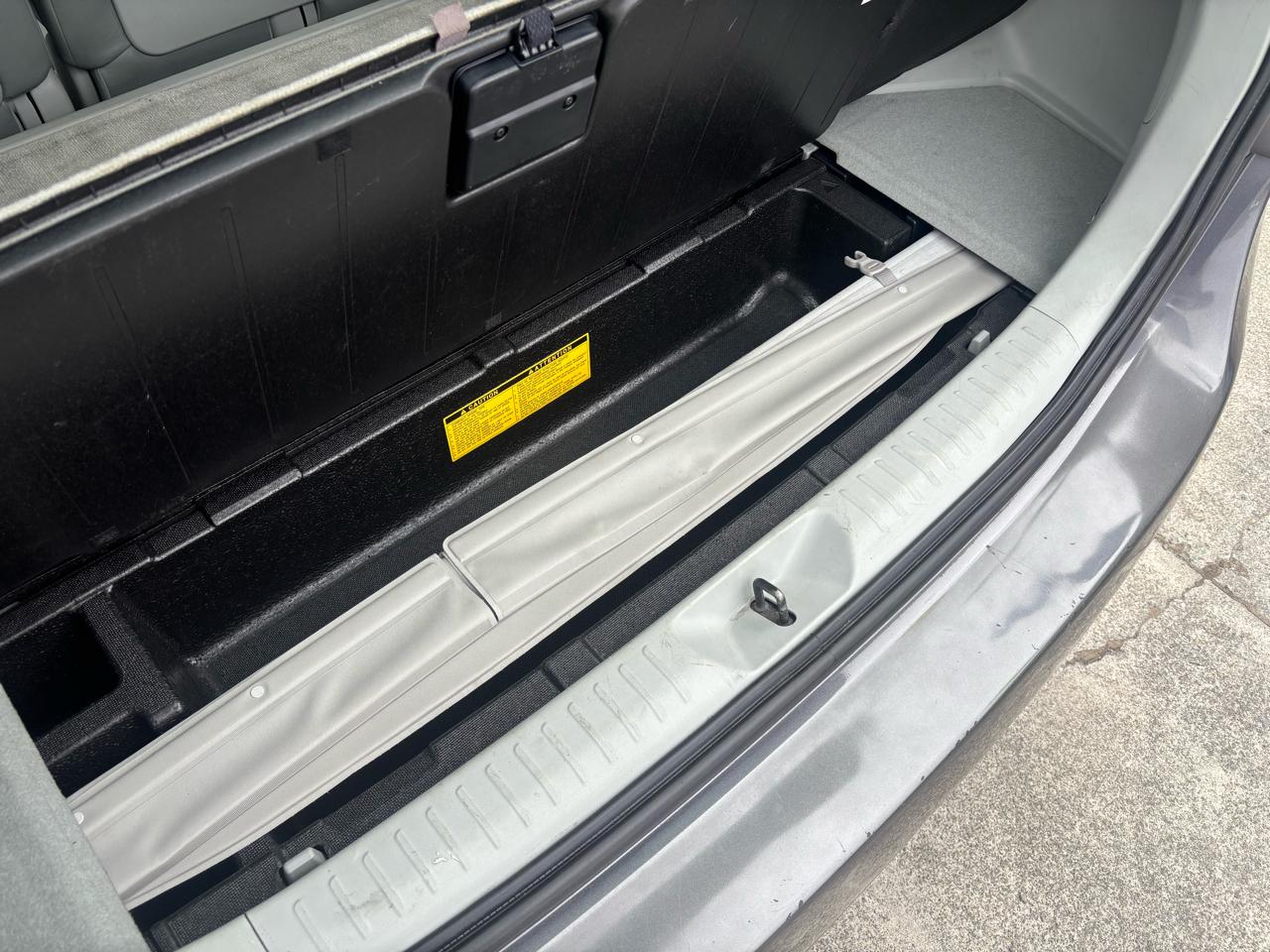 Toyota Prius V Five 2012