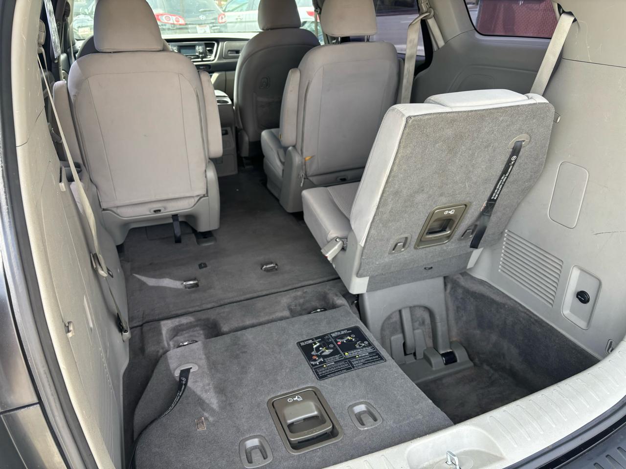 Kia Sedona L 2017