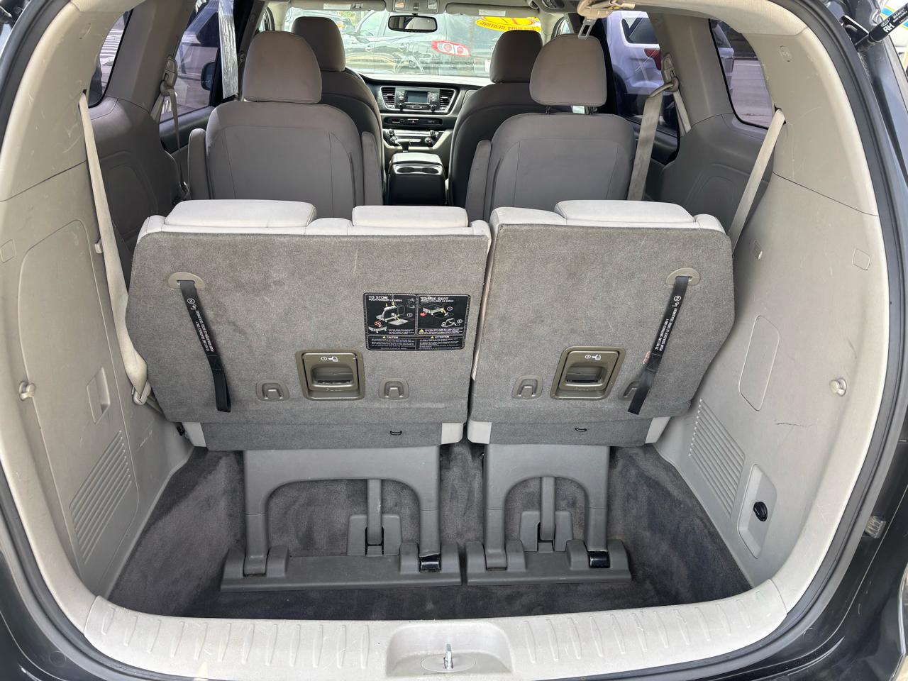 Kia Sedona L 2017
