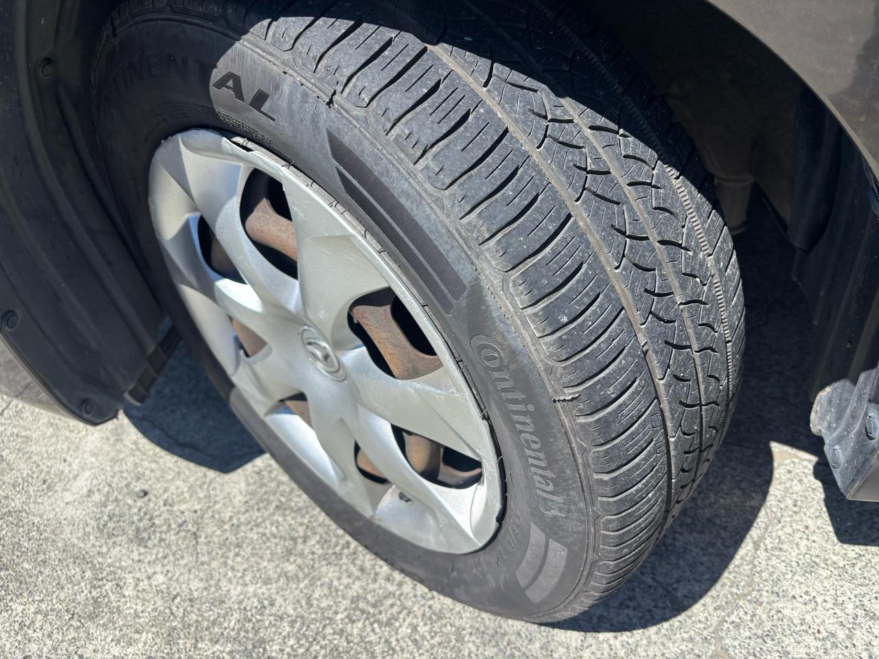 Mazda MAZDA3 i Sport AT 4-Door 2015