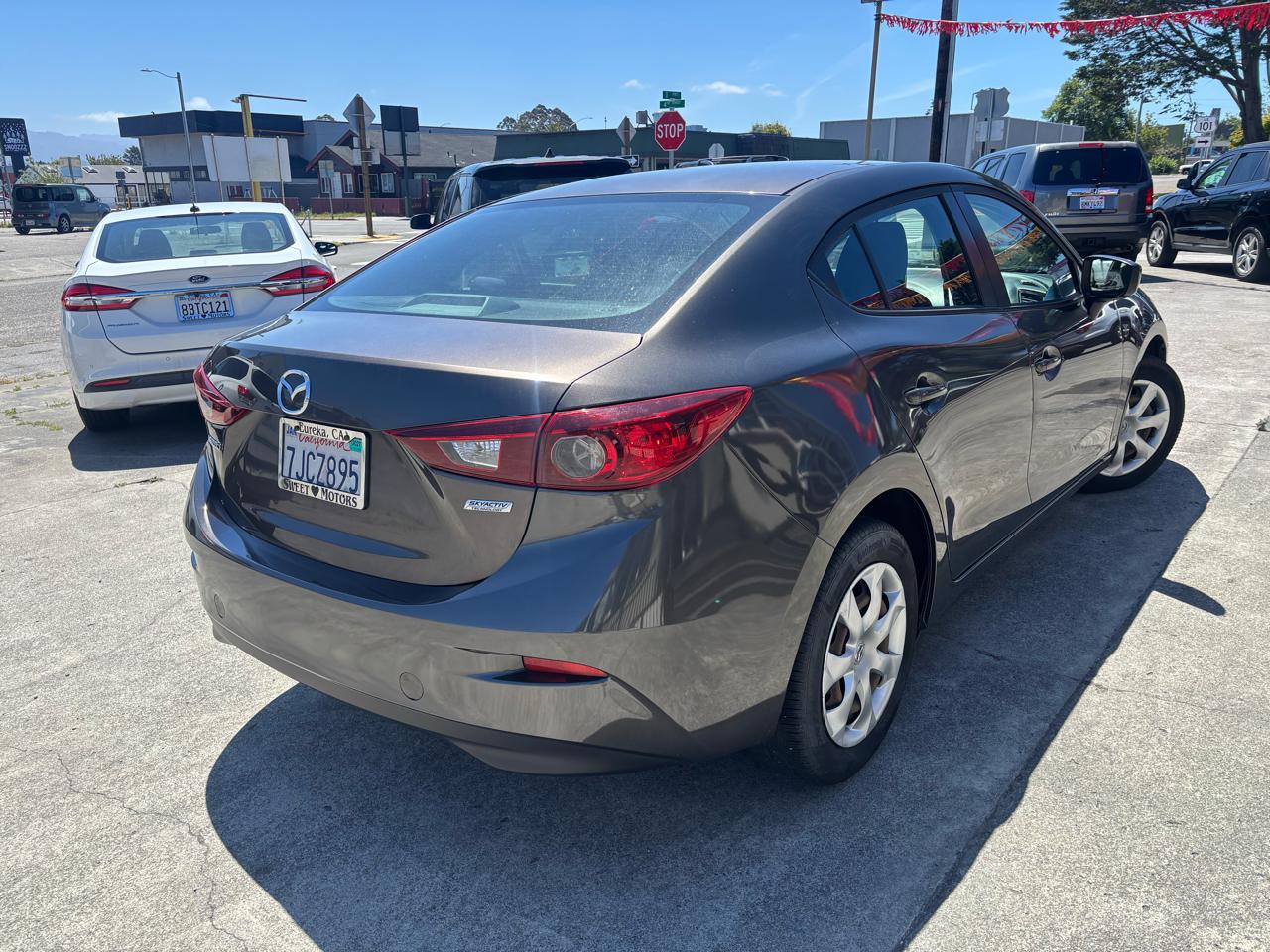 Mazda MAZDA3 i Sport AT 4-Door 2015