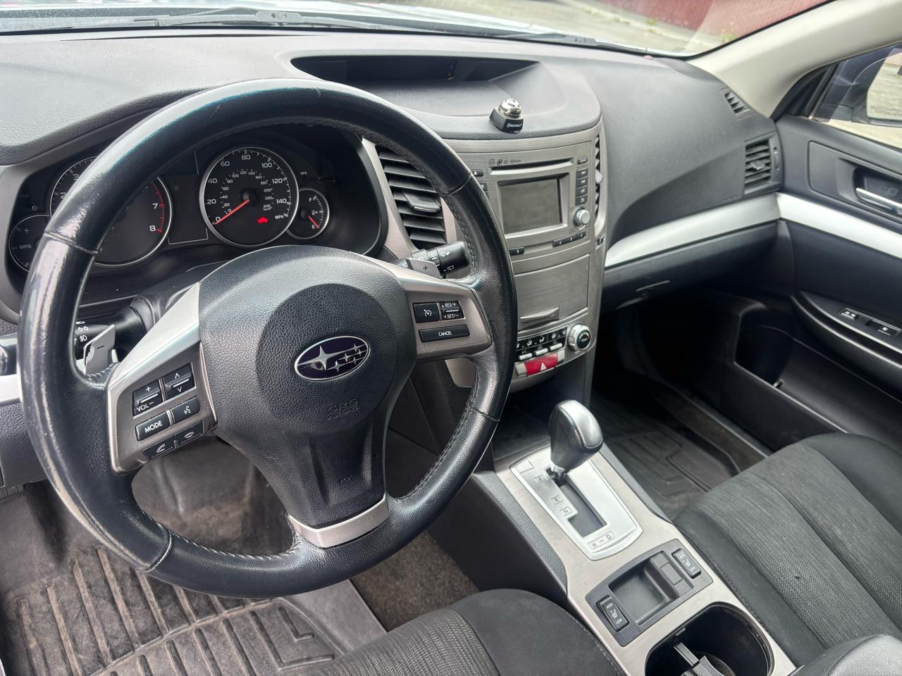 Subaru Outback 2.5i Premium 2014