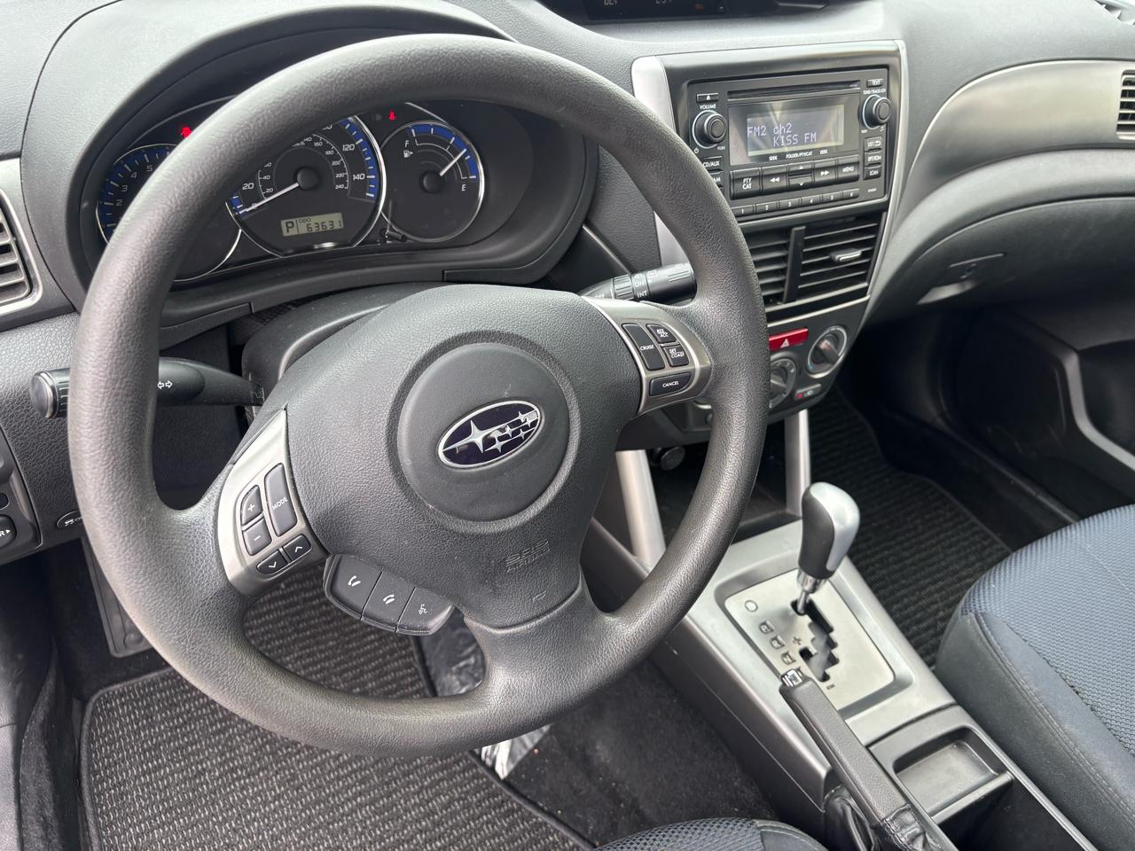 Subaru Forester 2.5X 2013