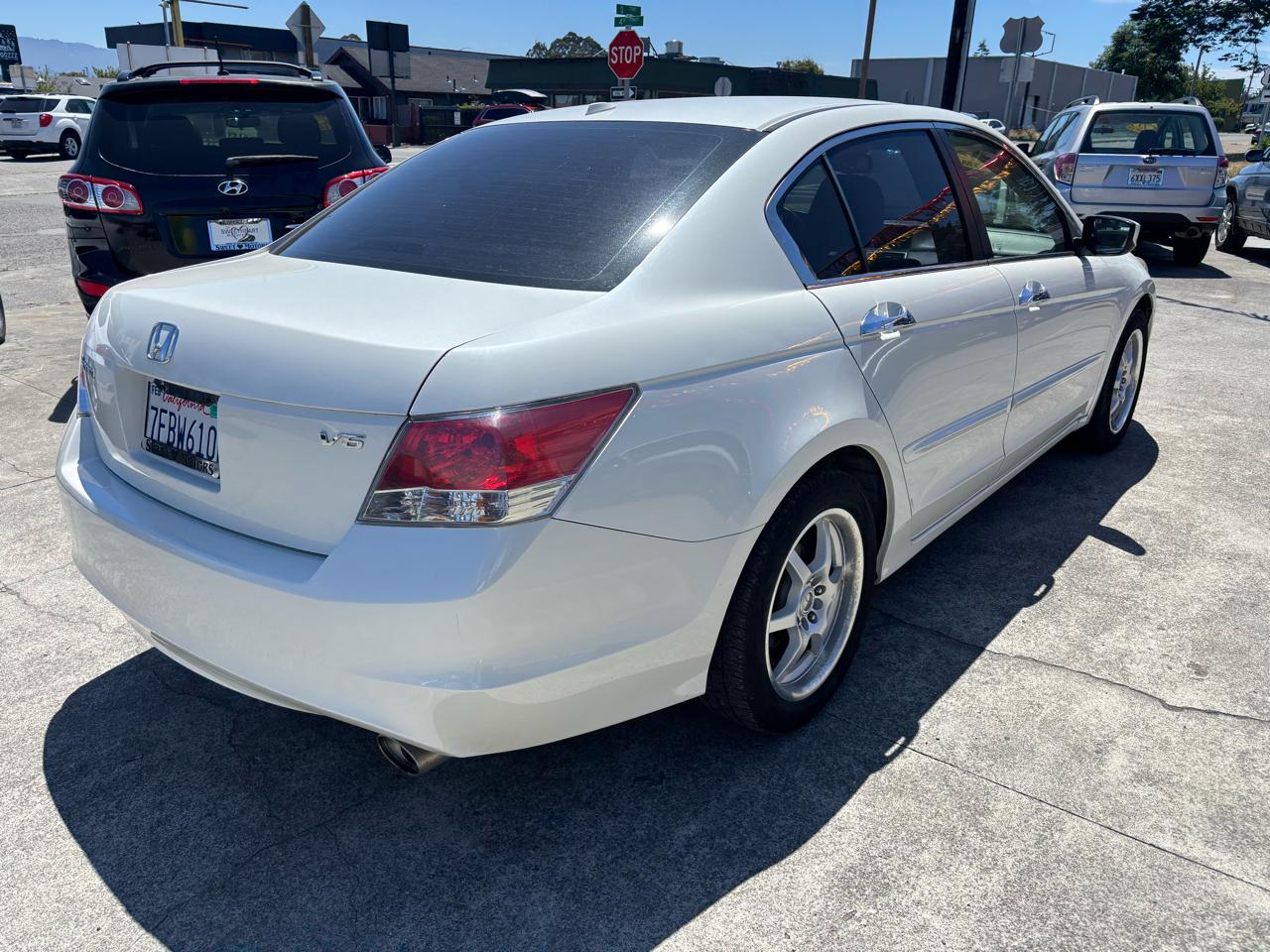 Honda Accord EX-L V-6 Sedan AT 2010