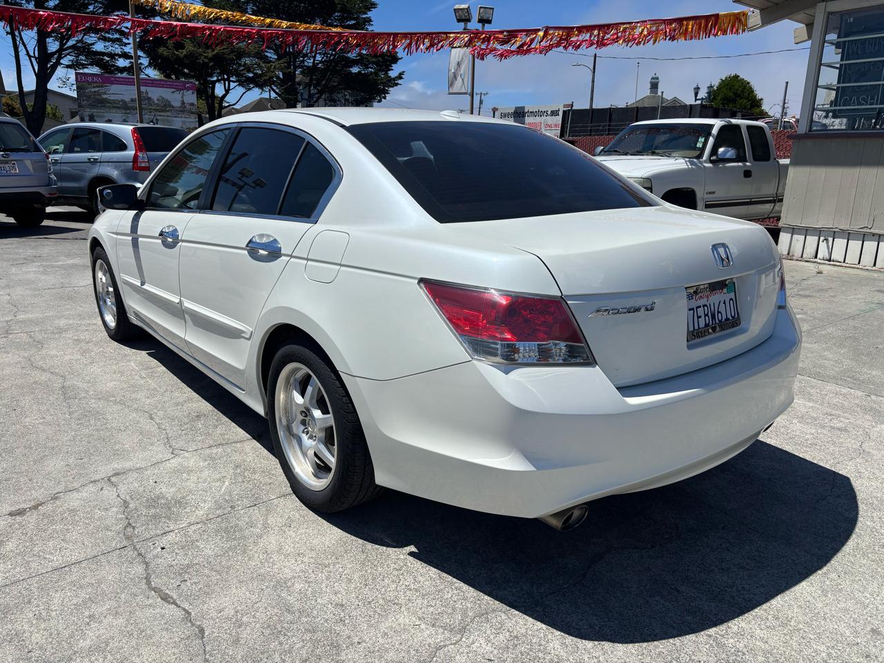 Honda Accord EX-L V-6 Sedan AT 2010