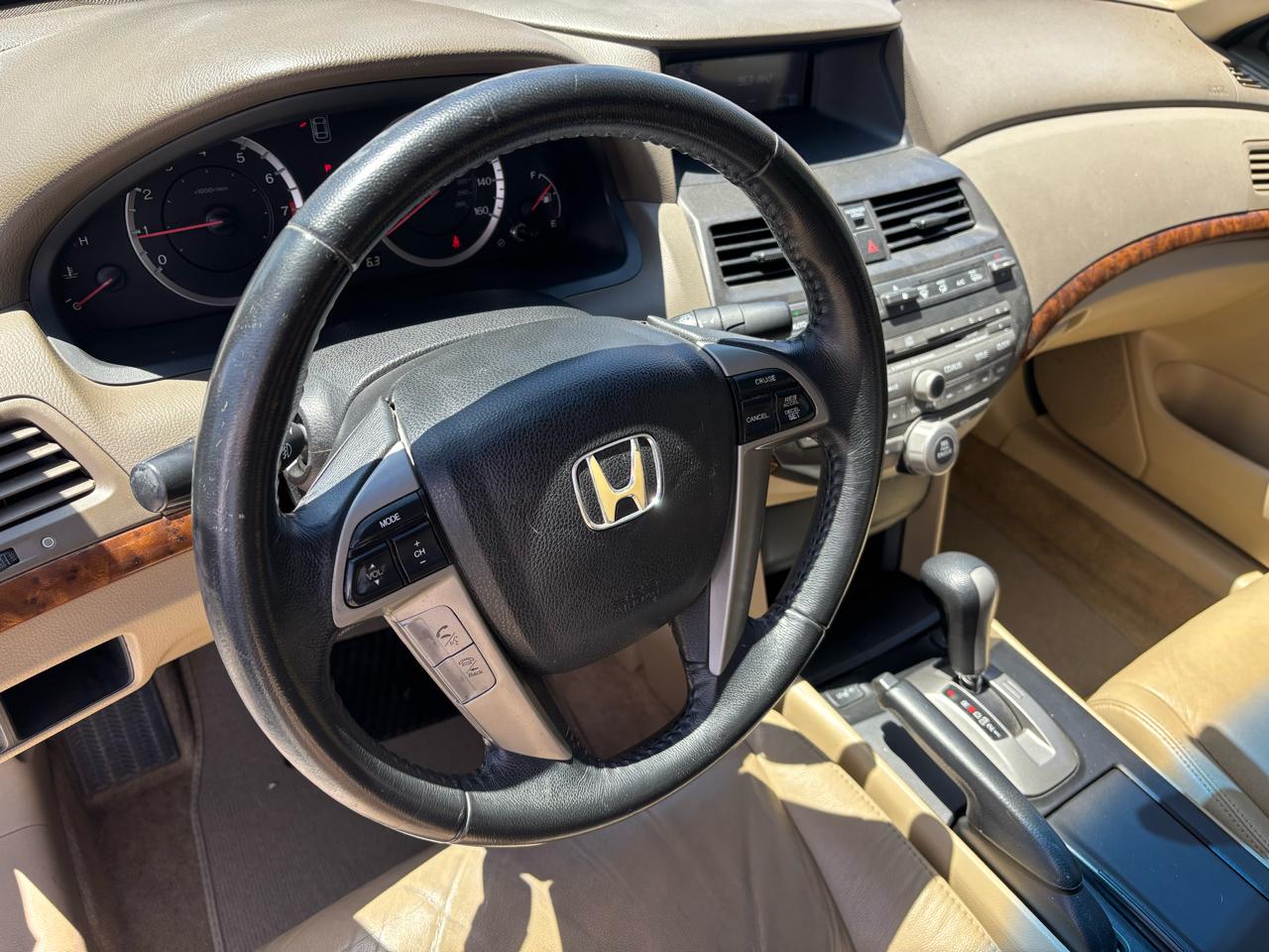 Honda Accord EX-L V-6 Sedan AT 2010