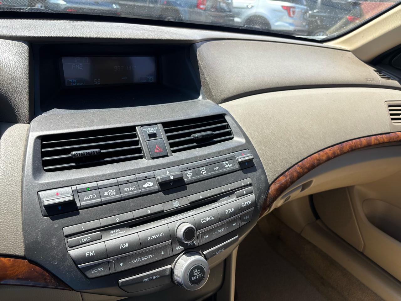 Honda Accord EX-L V-6 Sedan AT 2010