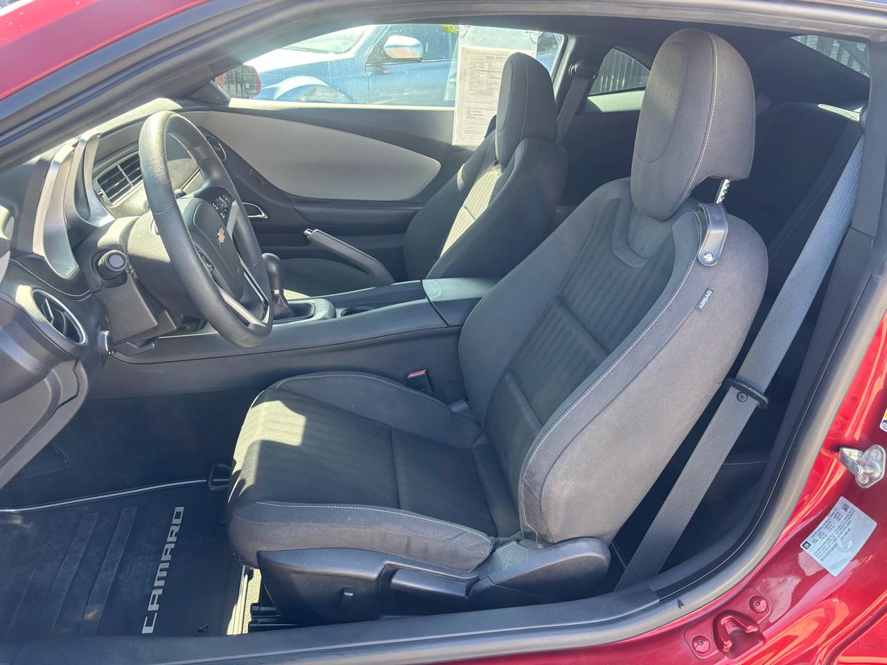 Chevrolet Camaro 1LS Coupe 2015