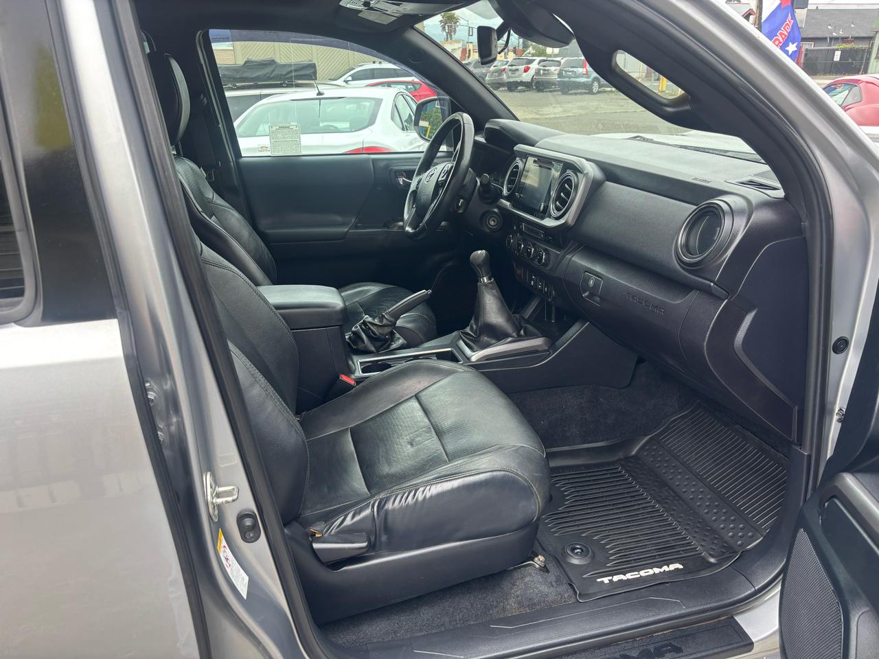 Toyota Tacoma TRD Sport Dbl Cab 4WD V6 6sp 2018