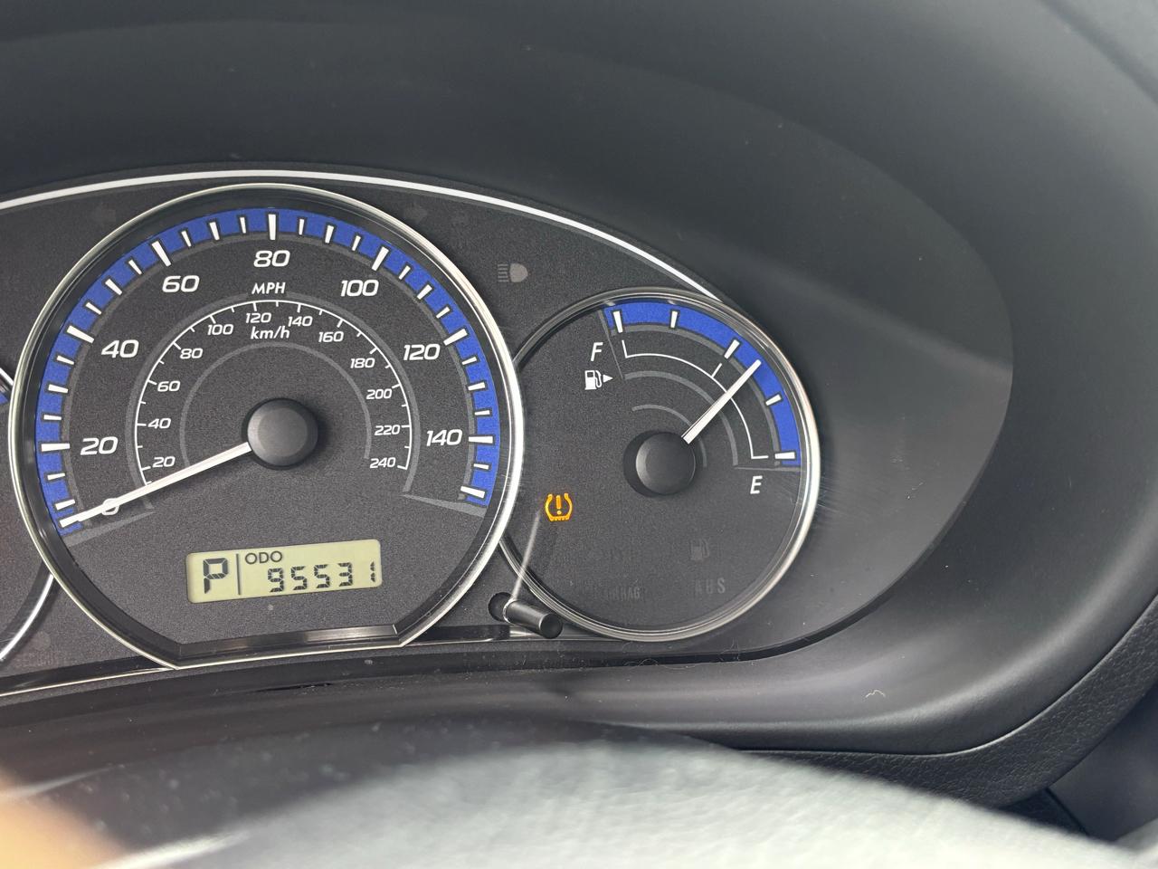 Subaru Forester 2.5X Limited 2012