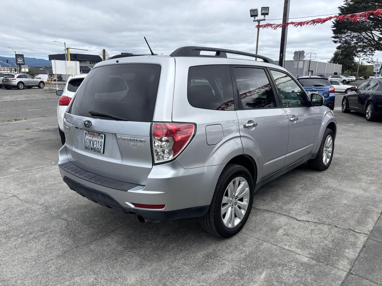 Subaru Forester 2.5X Limited 2012