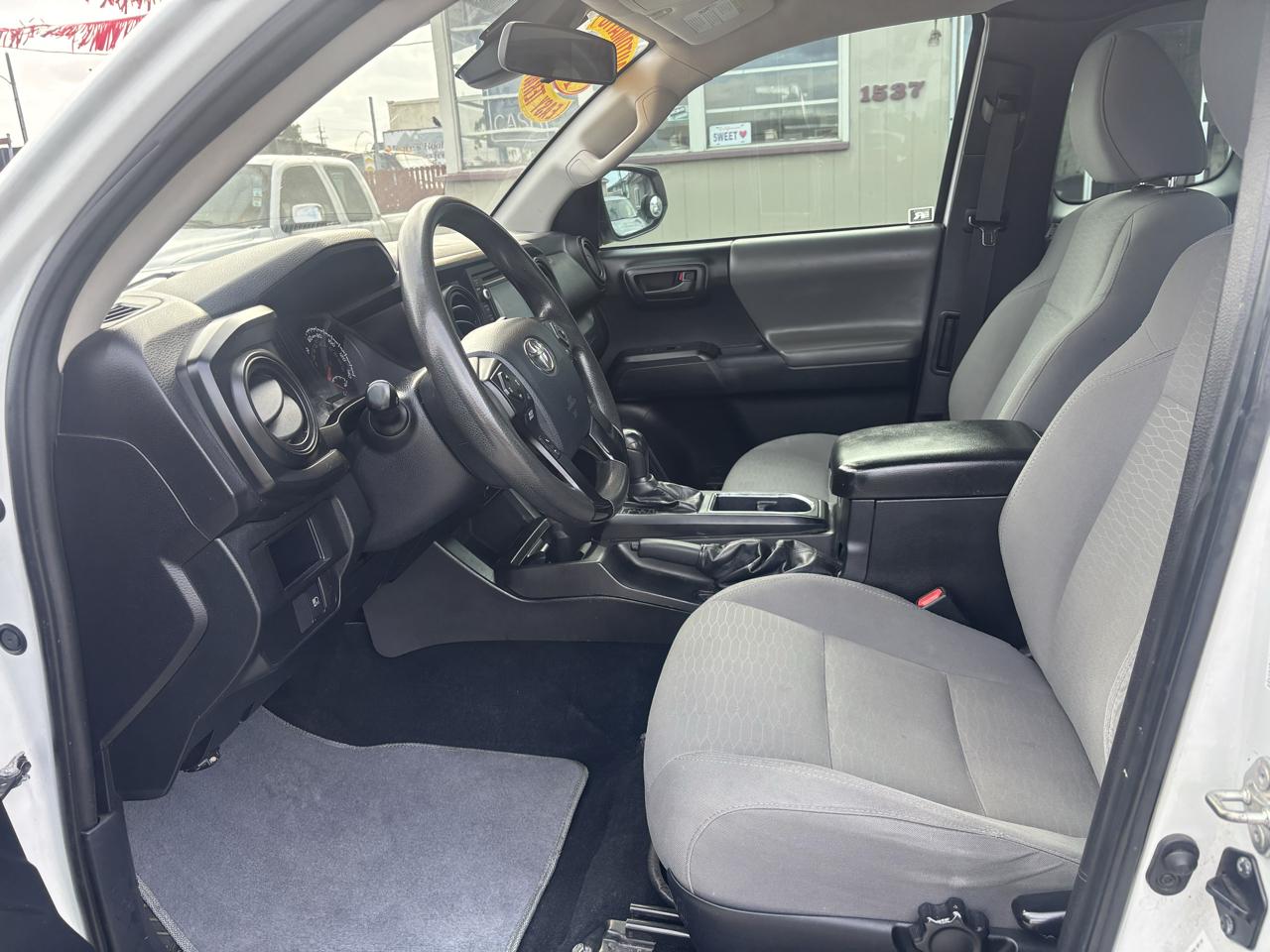 Toyota Tacoma SR5 Access Cab I4 6AT 2WD 2018