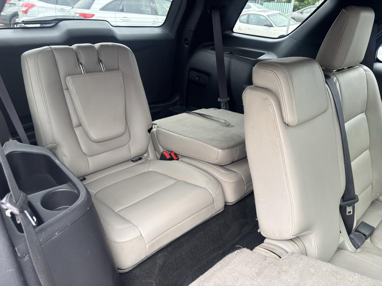 Ford Explorer XLT 4WD 2012