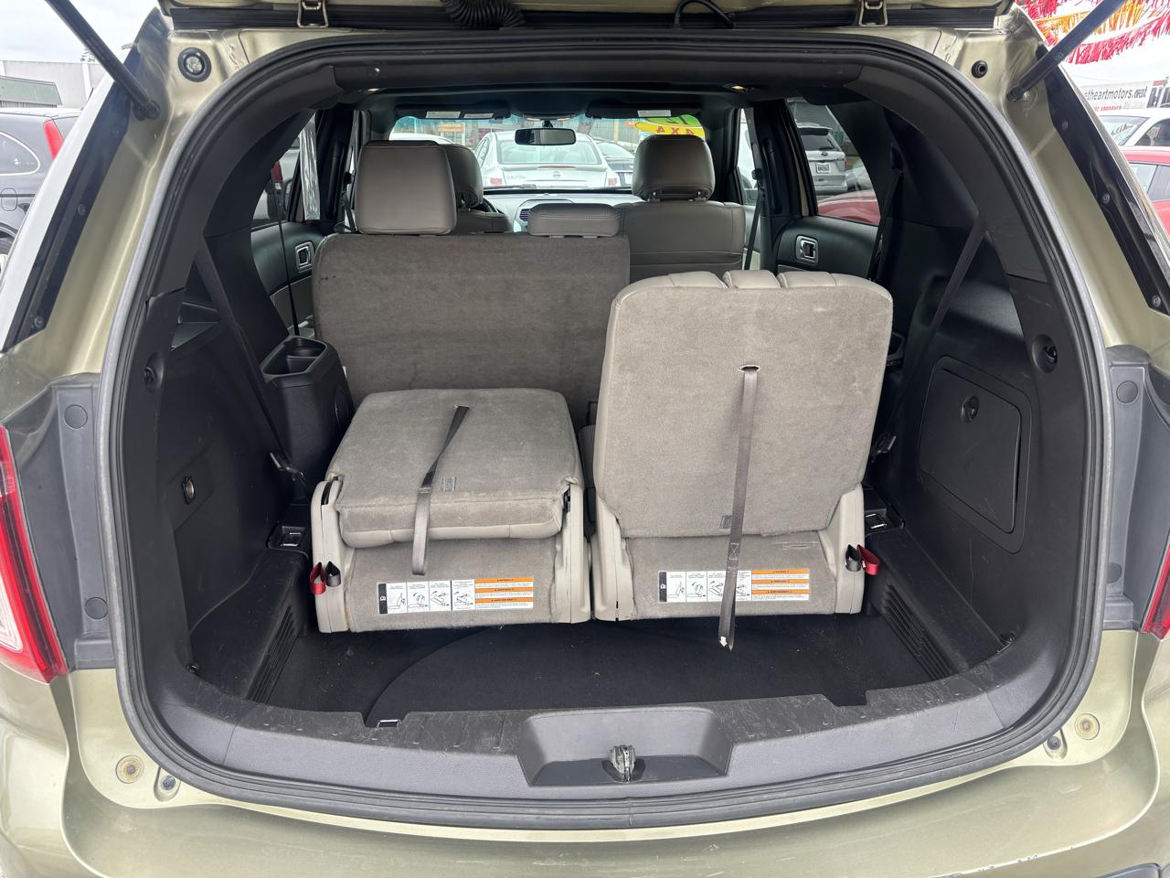 Ford Explorer XLT 4WD 2012