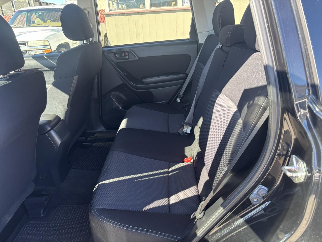 Subaru Forester 2.5i Premium PZEV CVT 2016