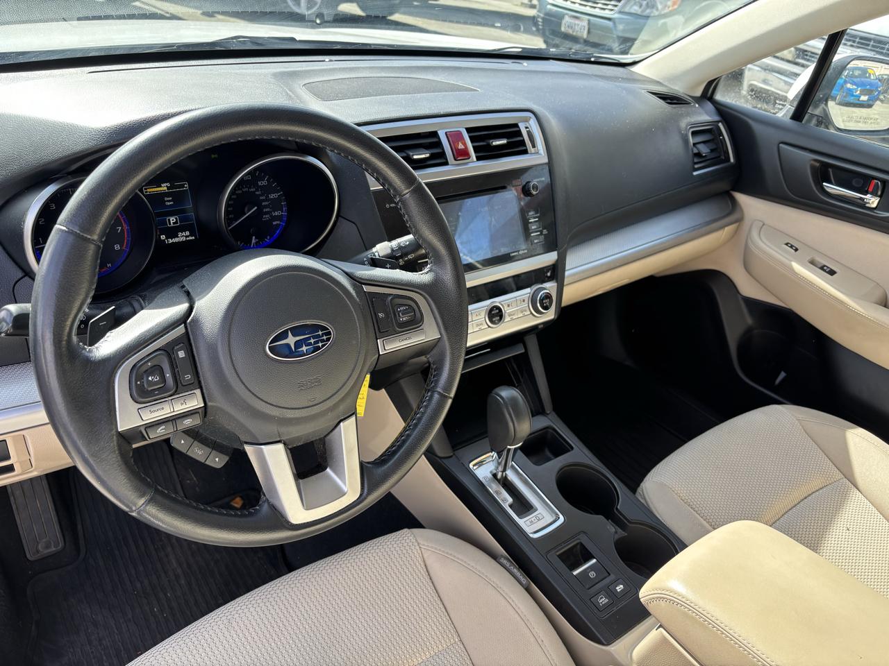 Subaru Outback 2.5i Premium 2017