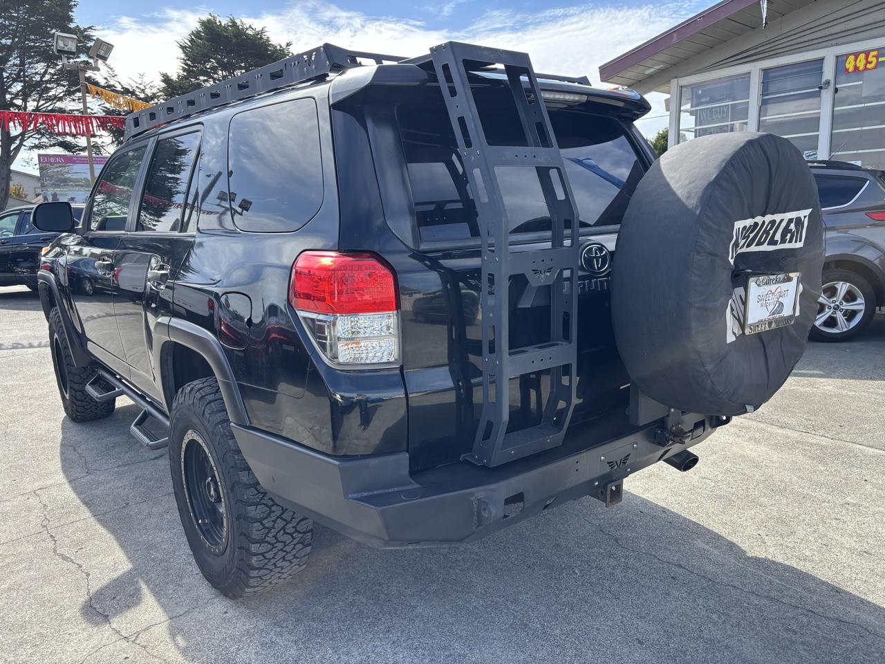 Toyota 4Runner  2012