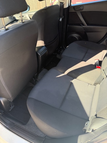 Mazda MAZDA3 i Sport 4-Door 2011 Mazda MAZDA3 i Sport 4-Door 2011
