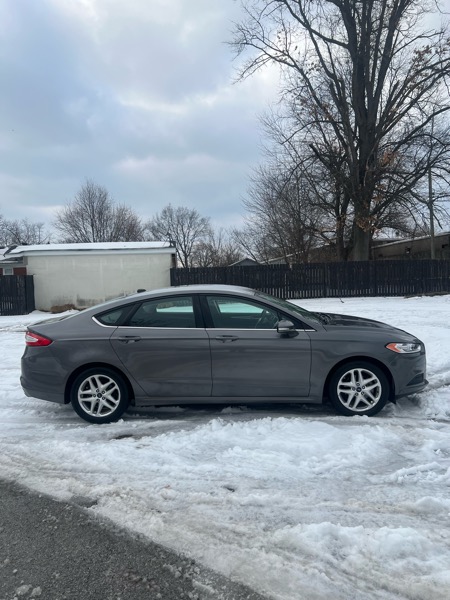 Ford Fusion SE 2014