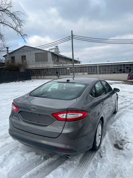Ford Fusion SE 2014