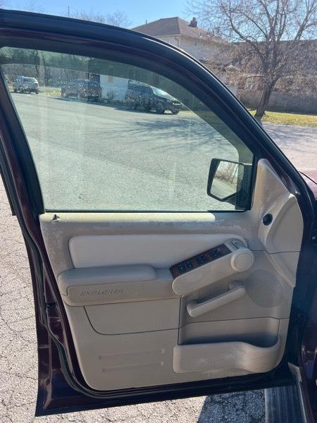 Ford Explorer Eddie Bauer 4.0L 4WD 2006