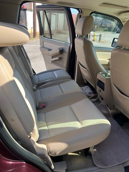 Ford Explorer Eddie Bauer 4.0L 4WD 2006