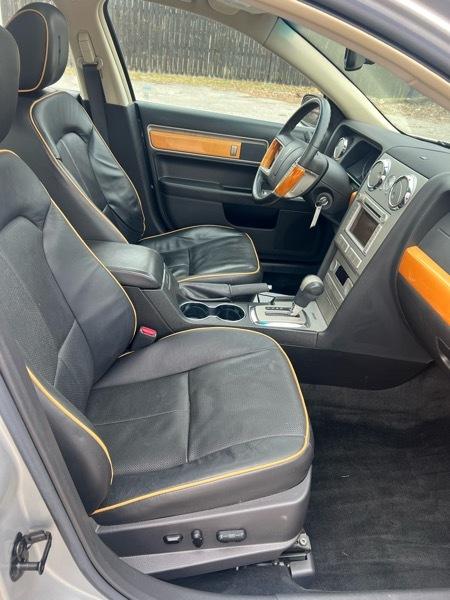 Lincoln MKZ FWD 2009