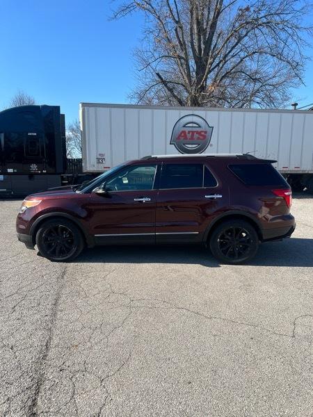 Ford Explorer 4dr XLT 4WD 2012